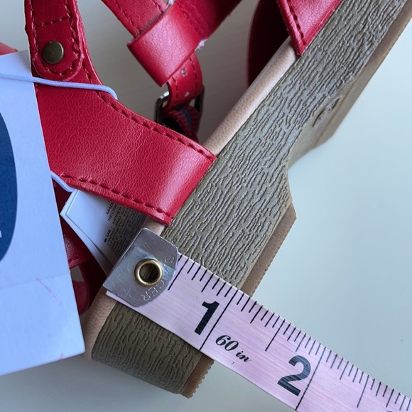 Old Navy | Red Cutout T-Strap Maryjane Clogs | 11T - Picture 11 of 12